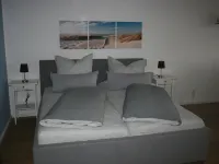 Apartment "Beachfront with Sea View and Sunny balcony" Hotels in Borkum