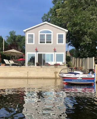 Lake House, ONE HOUR from NYC