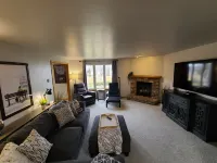 Convenient to Green Bay's beltline where you can get anywhere in 15 minutes.