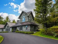 Stunning Single Family 4 BR 4 Bath Home in Kingswood Hotels in West Dover