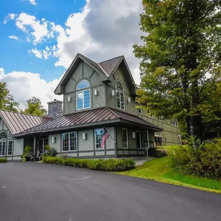 Stunning Single Family 4 BR 4 Bath Home in Kingswood