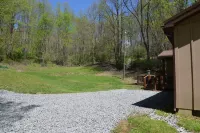 Charming cottage with pond in Heart of New River Gorge Hotels near New River Gorge