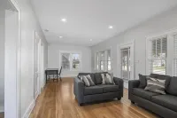 Sweet retreat minutes from Grand Rapids