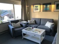 Beautiful, bright apartment with south / west balcony near the beach