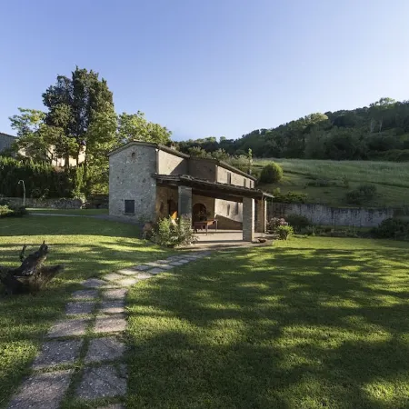 Le Macine, a wonderful ancient restored watermill with Pool