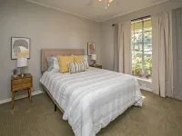 Beautiful Azalea District 2 Masters 鄰近GED Testing Service的酒店