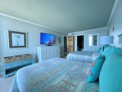 Sabine 4D, Waterfront, Sleeps 6-Corner Unit -Sunset Views from Every Room!