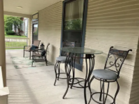 Beautiful Historic Home on Wittenberg Campus. Peaceful Setting w/ Grand Piano.