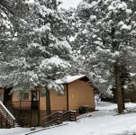 Cozy 2-bedroom Ruidoso Retreat  호텔