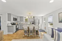 Luxury Cape Cod retreat - 5min to beach!
