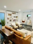Modern Luxury! Central Downtown Condo with parkingLicense #6072) - Gym