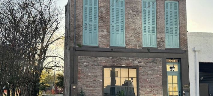 Downtown Mobile near Dauphin, St Louis, Greer's, Saenger, Restaurants - Unit A Hotels in Mobile