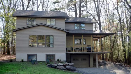 Spinnler Point Lake House walk to Lake Wallenpaupack Boat Slip