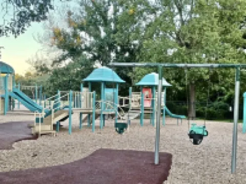 Superb,Pet Friendly. Big Backyard on Greenbelt. Heb Center. Atx Kalahari,183 Hotels in Leander