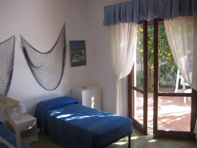 Beautiful residence residence Mesa del Mar on the ground floor at 500 m. from the sea Hôtels à proximité de : Pro Loco San Felice Circeo