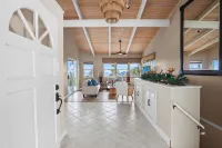 Breezy Pool Oasis 5BR AC Ocean Views 5min to Beach