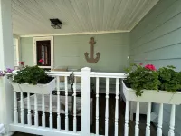 Coastal family sized! Central to attractions!  Long term ask for rate. Workspace