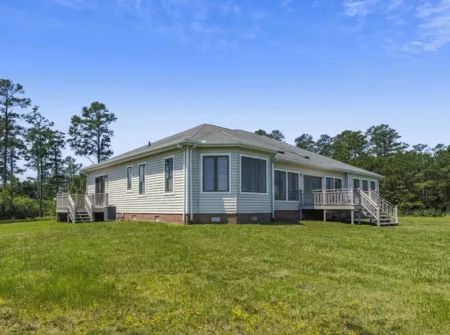 "Endless Summer" Waterfront on the Chesapeake Bay!