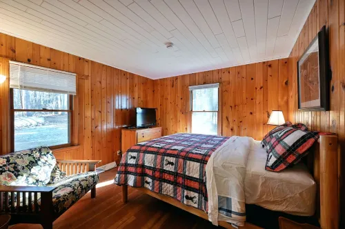 The Cabin- cozy cottage on the sandy shores of the Chippewa Flowage - Wifi
