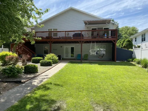 WolfDen Getaway-Winnebago Channel