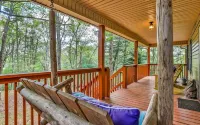 2800 sqft Forest Retreat!4 min to Pool- Hot Tub~Firepit~Dogs! 8 min to Town! Hotels in Ellijay