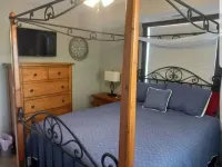 Sunset Bay Lodge - Homestays