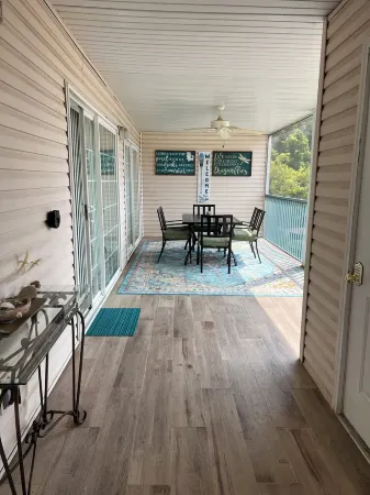 Lake Front Views in each Room ! Location Location