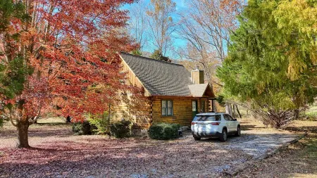 Creekside Fish Cabin - Creek Front - Fire Pit