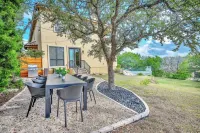 Private Gated Villa with hot tub, pool & ENDLESS VIEWS!