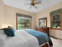 Soft Landings at the Hangar House! Next to the Clubhouse and Airstrip Hotel a Scott