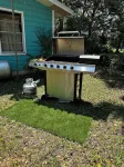 Silver Springs Retreat - 1 Min to the Springs & the Best Diner in town - Fenced