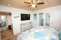 New: Beach House 3-Bed/2-Bath with Ocean View & Golf Cart -- Great Beach