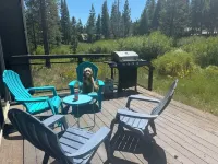 Modern Gambrel Cabin Near Ski Resorts - Chalets