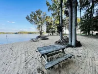 Perfect Winter Lake Getaway Villa on Lake Wylie - Family Friendly + Lovers Dream Hotels in York County