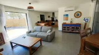 New 3-star property with private heated pool near the ocean - Homestays