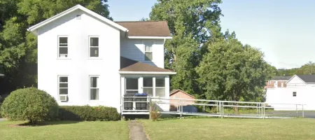 Finger Lakes Escape: Spacious 5-Bedroom Retreat in Canandaigua Отели в г. Канандейгуа