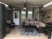 Luxurious Villa at Mesquite with Pool 3BD/2BA.