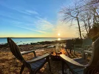 Beachfront Breezes 20 Steps To Water w/ Beach Firepit & Grill Near Acadia