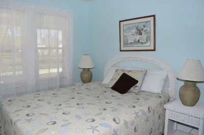 Little Grit Cottage - Quiet Natural Setting Hotels near Captain Timothy Hill House