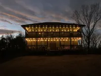 Big, very private country house where everyone can finally get together 🤙🏼 브로드 리버 트레일 킴벨 크릭 트레일헤드 주변 호텔