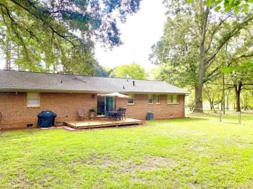 McCullough Park Charming 3-bedroom  in fantastic Stockbridge