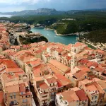 Large charming duplex, air-conditioned and WiFi in the heart of the citadel of Bonifacio