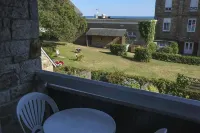 Flat with seaview - 50m from beach- 3/4 persons