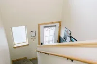 Family-Friendly Home w/Access to Trails, Play Room & Home Gym 海倫娜住宿飯店