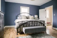 Beautifully Renovated Farmhouse at Maple Sugar Camp.