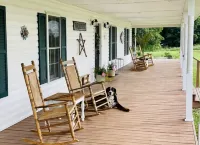 Charming FarmHouse with animal meet&greet