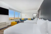 Aloft Denver North Westminster