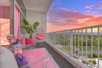 The Beverly Hilton - Romantic