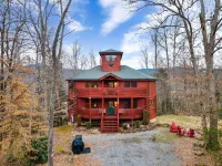 Sale! 4-Story Luxury Cabin w-Pool, HotTub & Theater—Perfect for Families