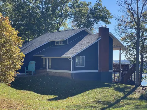 Prather Place, Spacious, Deck And View, Entertaining Basement, Minutes to Marina - 4-Star